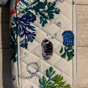 Vera Bradley Quilted Nautical Beach Anchors Aweigh! Pattern Wristlet Wallet